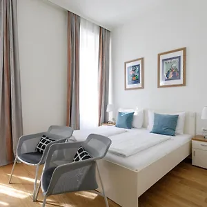 Riess - Self Check-in 3* Wenen
